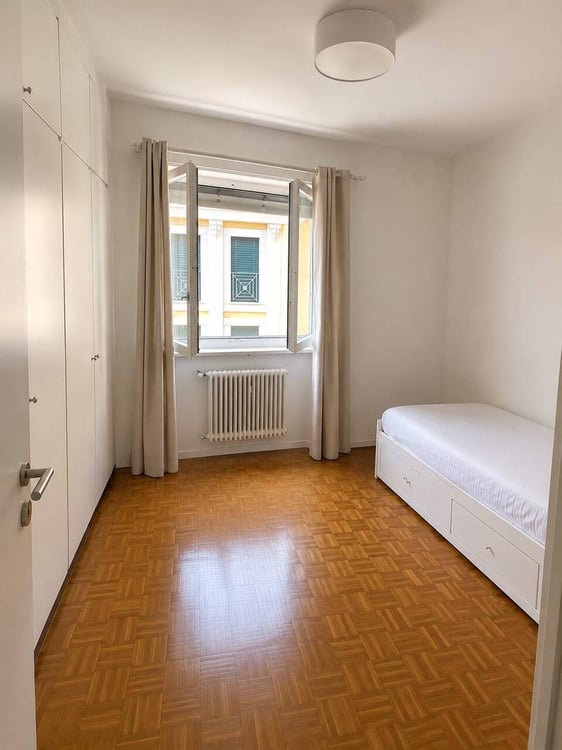 Lugano Centro: camera in appartamento condiviso. Vista lago 2