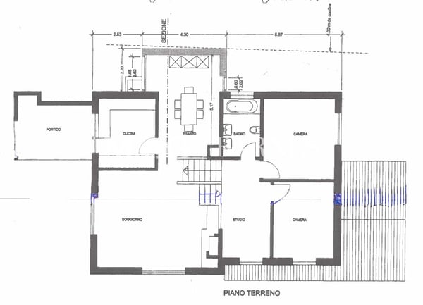 Gentilino: Villa con ampi spazi, giardino e portico 8
