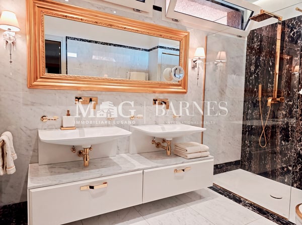 Duplex di charme ed eleganza, in contesto di assoluto pregio 8