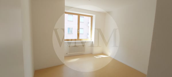 LUMINOSI 1.5 LOCALI IN STABILE MINERGIE 6