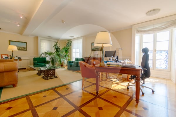 PRESTIGIOSI UFFICI CON VISTA LAGO IN EDIFICIO STORICO 3