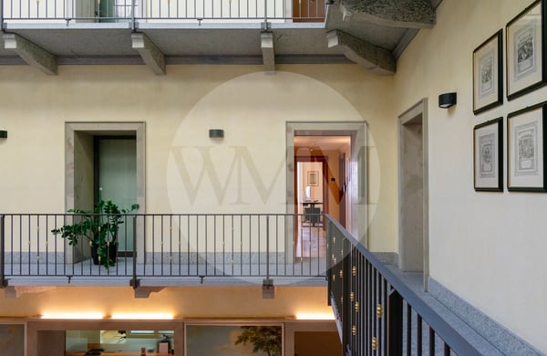 PRESTIGIOSI UFFICI CON VISTA LAGO IN EDIFICIO STORICO 9