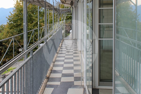 APPARTAMENTO 1.5 LOCALI CON AMPIA TERRAZZA E VISTA LAGO 8