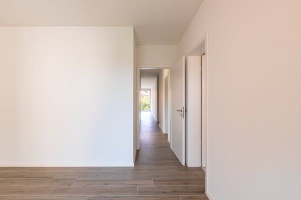 Elegante appartamento di 3 locali con balcone a Lugano 7