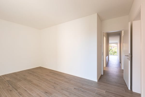 Elegante appartamento di 3 locali con balcone a Lugano 5