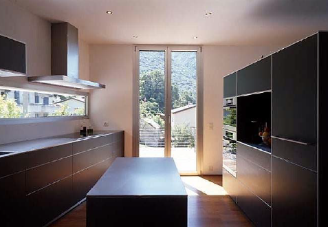 Incantevole villa di 3.5 locali a Bironico – Con terrazza panoramica e giardino 7
