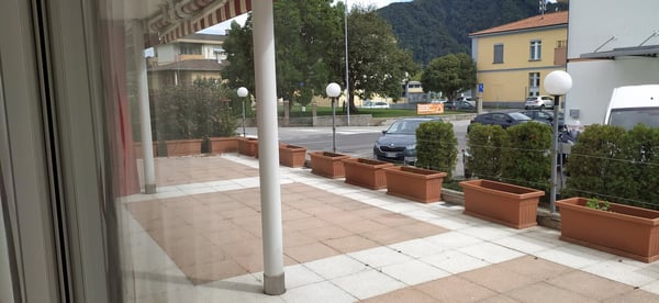 AFFITTASI RISTORANTE CON TERRAZZA a CASLANO 4