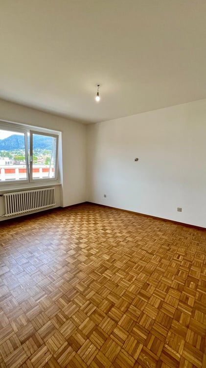 AFFITTASI 4.5 locali con balcone a BALERNA 7