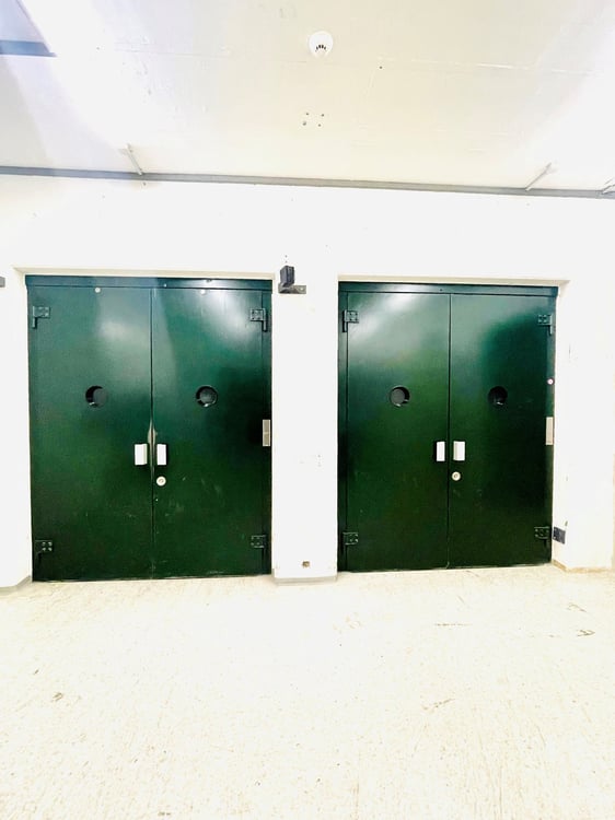 Gewerbe- und Lagerfläche mit Rampe und Lift in Kriens 2