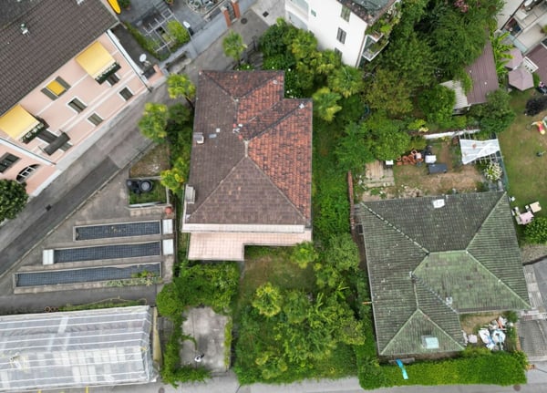 Terreno con vista lago in posizione da sogno 2