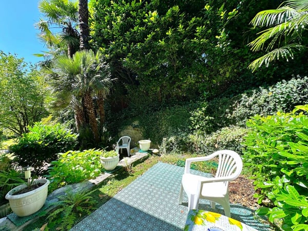 Monolocale in residenza con sauna e piscina vicino al centro 8