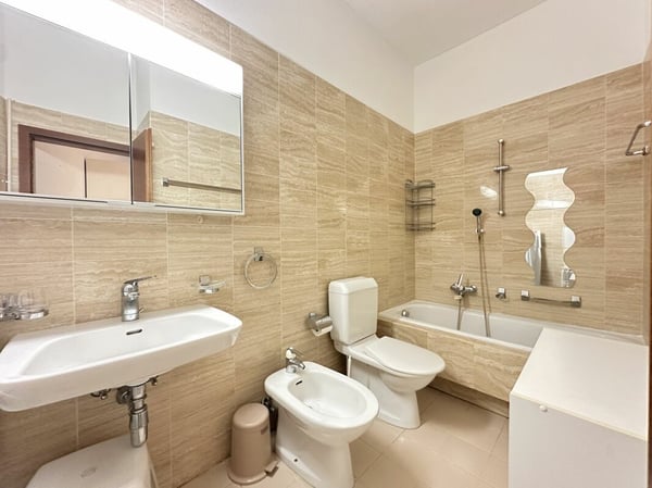 Monolocale in residenza con sauna e piscina vicino al centro 5