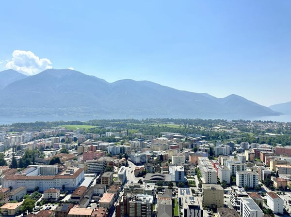Esclusivo appartamento 1.5 locali con vista mozzafiato sul Lago Maggiore 1