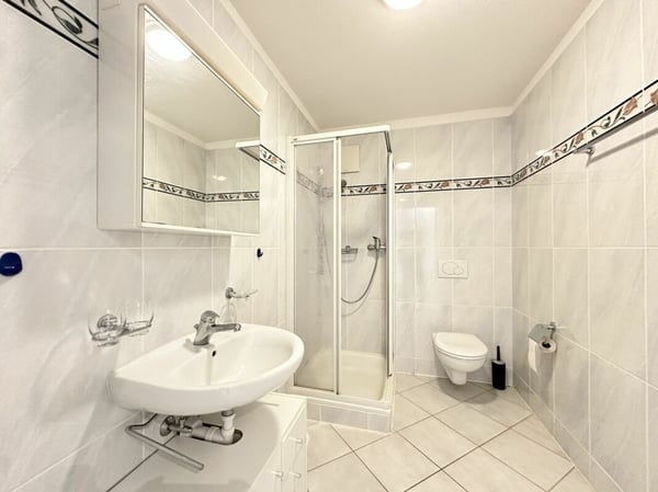 Strategico 1.5 locali a due passi dal lago 10