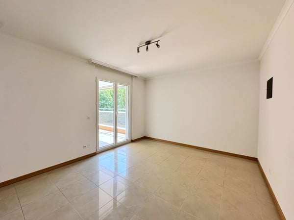 Strategico 1.5 locali a due passi dal lago 6