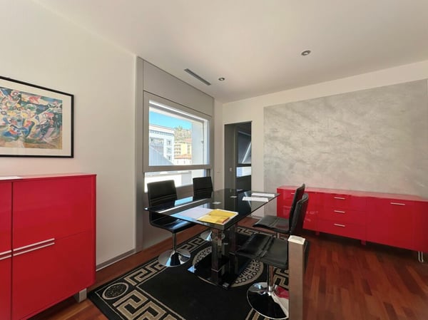 Ufficio arredato in stabile di prestigio 2
