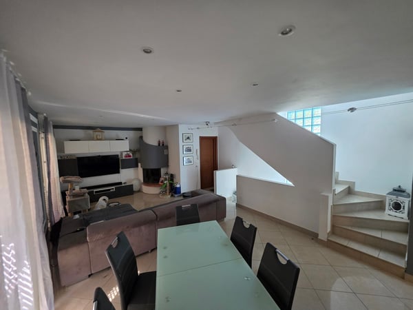 Casa unifamiliare moderna a Pregassona con giardino privato 3
