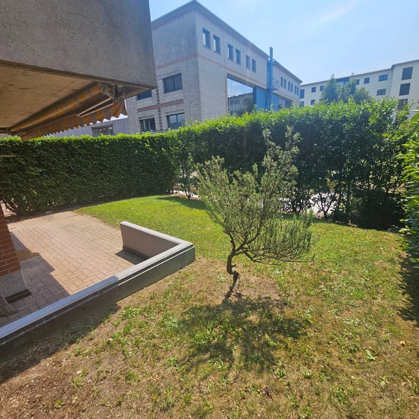 Luminoso appartamento di 3.5 locali a Manno con giardino – disponibile da settembre 13