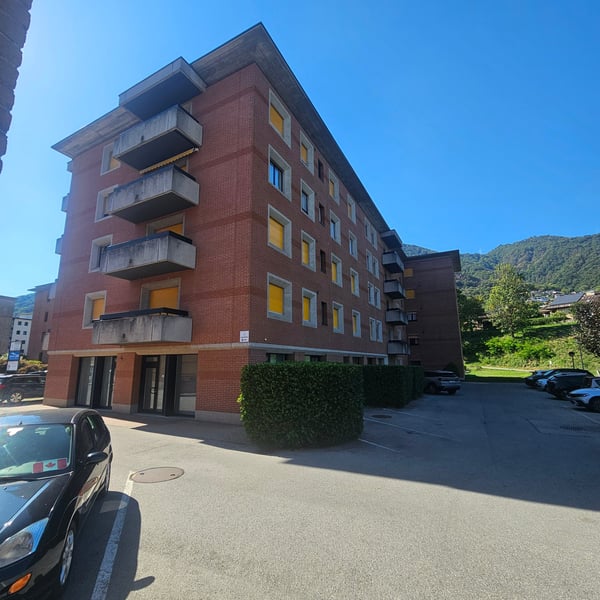 Appartamento 3.5 locali  a Manno a CHF 1'600.00 spese comprese 1