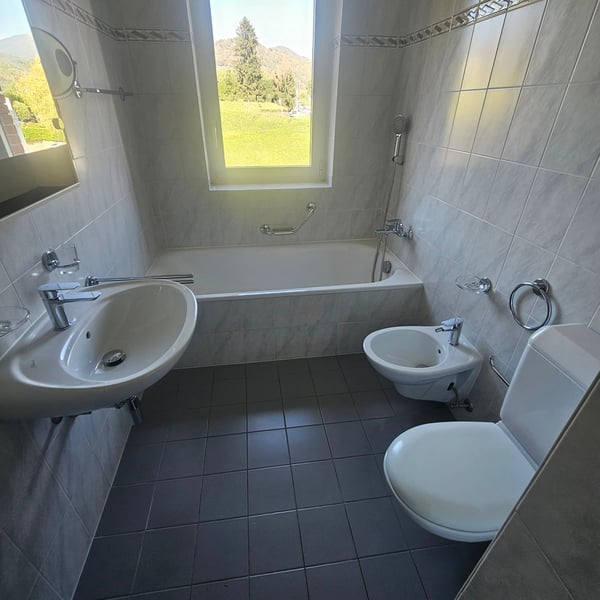 Appartamento 3.5 locali  a Manno a CHF 1'600.00 spese comprese 8