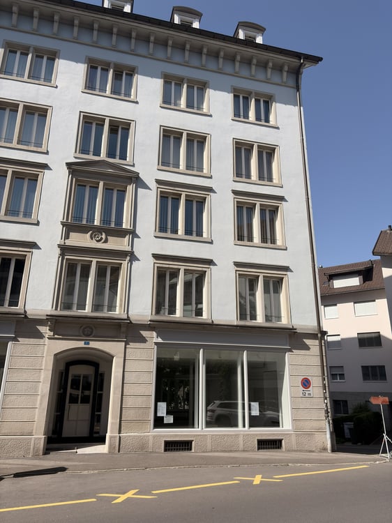 Büro / Ladenlokal im Erdgeschoss 2