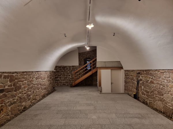 Sanierter Gewölbekeller mitten in Hallau 4