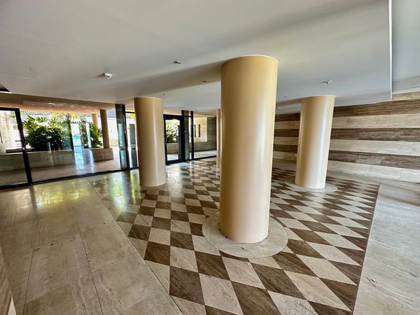 Splendido attico di 1.5 locali con vista panoramica a Lugano 12