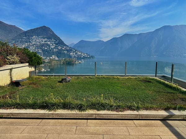 Splendido attico di 1.5 locali con vista panoramica a Lugano 6
