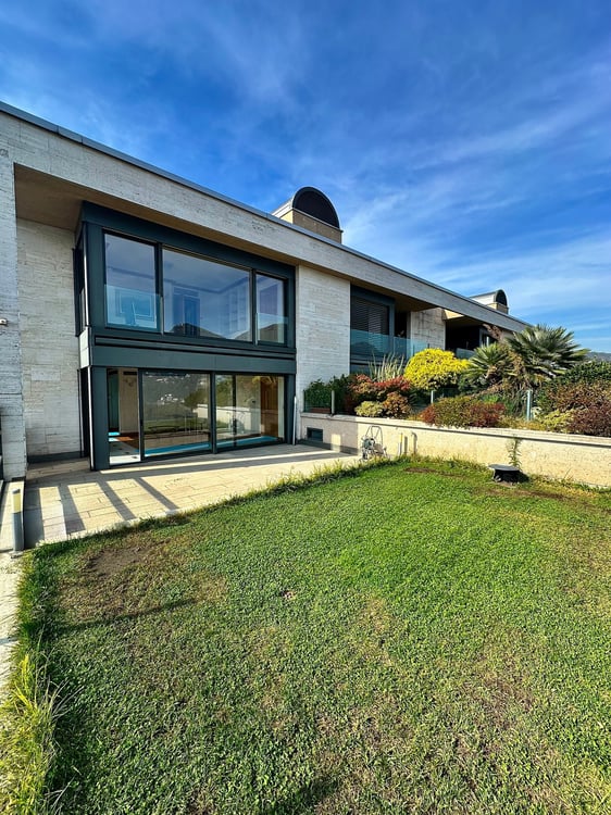 Splendido attico di 1.5 locali con vista panoramica a Lugano 10