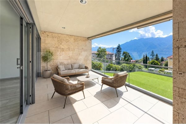 Esclusivo appartamento di 3.5 locali con vista lago 1