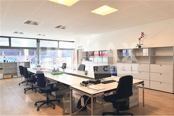 Spazio commerciale/ufficio di ca. 110 m² a Minusio espandibile e versatile 1