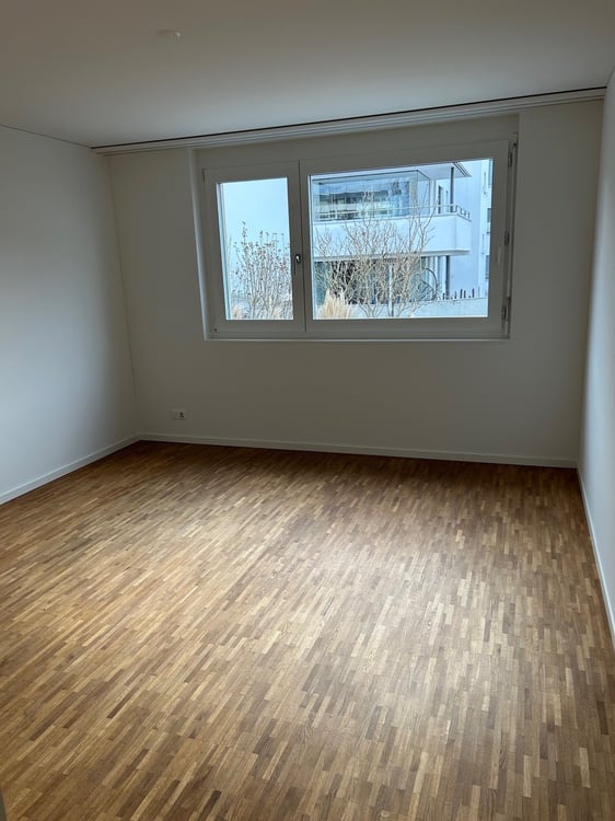 moderne 3.5-Zimmerwohnung mit Balkon an bester Lage 7