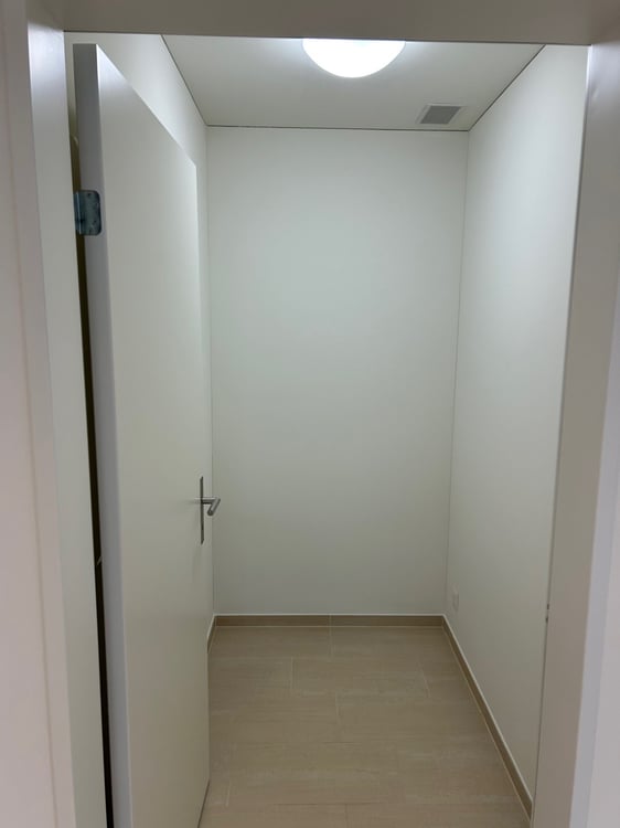 moderne 3.5-Zimmerwohnung mit Balkon an bester Lage 6