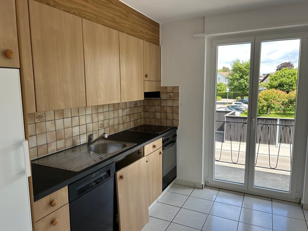 Helle 1.5-Zimmer-Wohnung mit Balkon und Dachterrasse in Langenthal 3