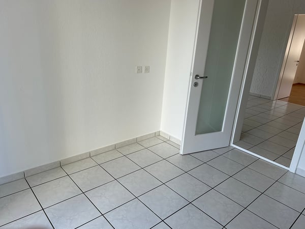 Helle 1.5-Zimmer-Wohnung mit Balkon und Dachterrasse in Langenthal 5