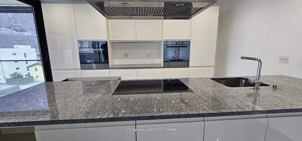 Spazioso attico di 1.5 locali con vista panoramica a Biasca 7