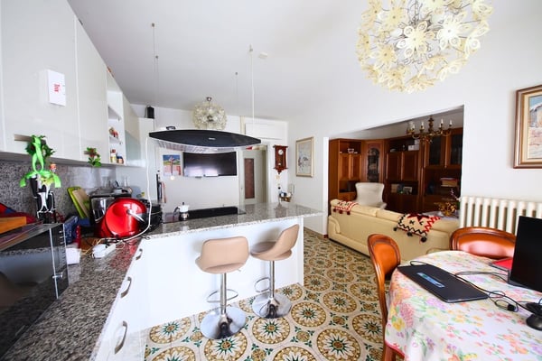 Splendido appartamento attico di 1.5 locali a Biasca 5