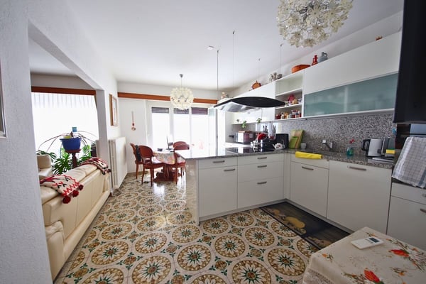 Splendido appartamento attico di 1.5 locali a Biasca 1