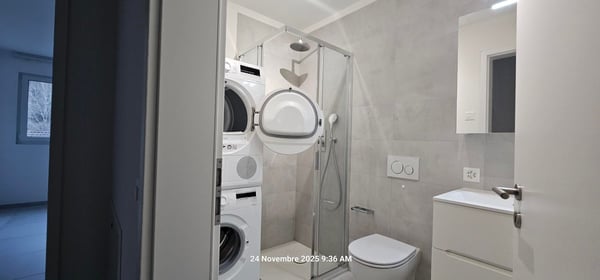 Moderno attico di 1.5 locali con vista panoramica a Rivera 9