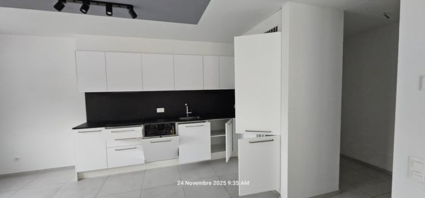 Moderno attico di 1.5 locali con vista panoramica a Rivera 4