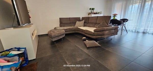 Elegante appartamento di 1.5 locali con vista panoramica a Locarno 7