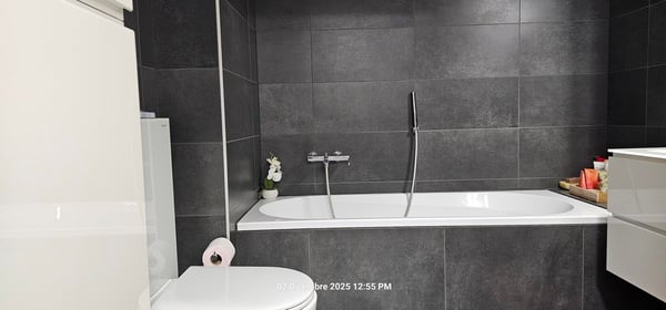 Elegante appartamento di 1.5 locali con vista panoramica a Locarno 10