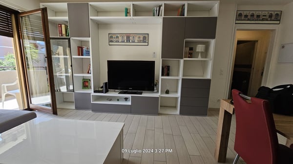 Accogliente appartamento 1.5 locali con balcone e vista panoramica a Caslano 5