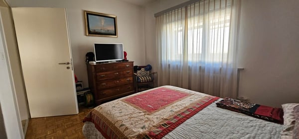 Casa unifamiliare di charme a Bedano – 4 locali con garage e balcone loc 5