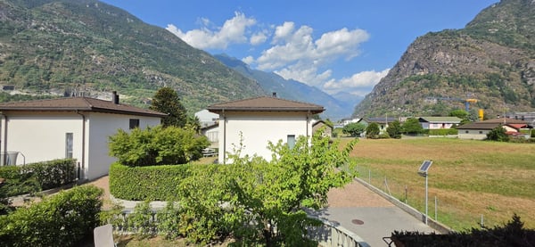 Elegante abitazione con ampio giardino, garage e caratteristico grottino 21