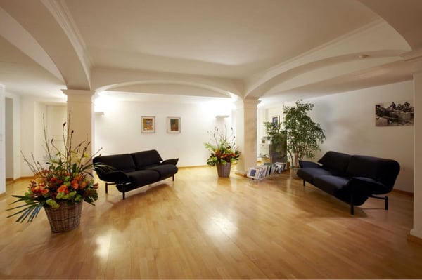 Grosszügige Büroeinheit 1