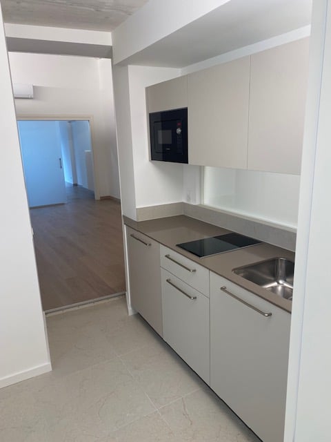 Via Peri 2, stupendo ufficio di rappresentanza completamente ristrutturato a nuovo 5