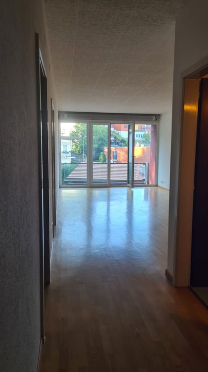 5.5 locali all'ultimo piano in affitto in Vicolo Bena 2