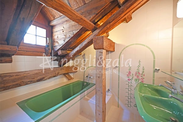 4.5-Zimmer-Dachmaisonettewohnung in historischem Engadinerhaus 5