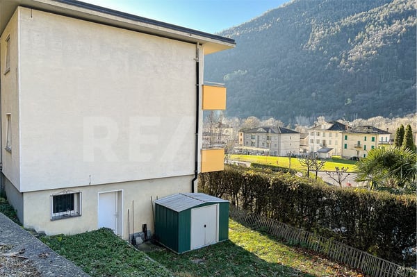 Casa bifamiliare a Dongio 4